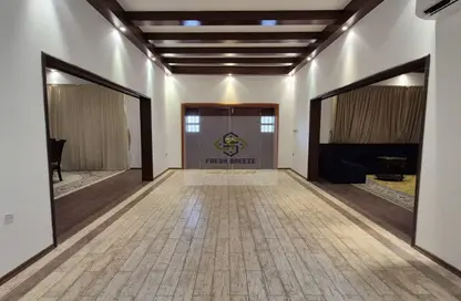 Villa - 5 Bedrooms - 6 Bathrooms for rent in Al Khor Community - Al Khor