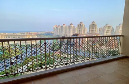 Balcony image for: Apartment - 2 Bedrooms - 4 Bathrooms for rent in Porto Arabia - The Pearl Island - Doha, Image 1
