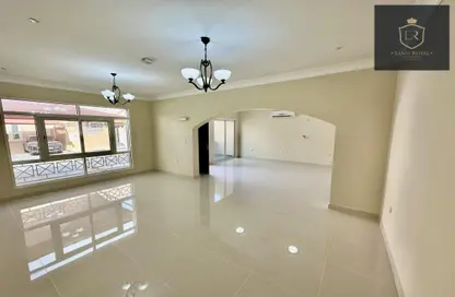 Empty Room image for: Compound - 4 Bedrooms - 5 Bathrooms for rent in Bab Al Rayyan - Muraikh - AlMuraikh - Doha, Image 1