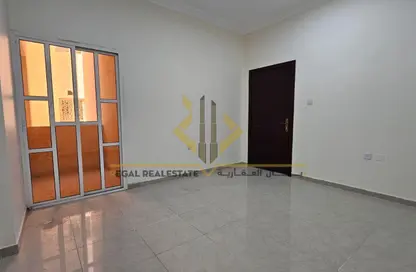 Apartment - 2 Bedrooms - 2 Bathrooms for rent in Al Nasr Street - Al Nasr - Doha