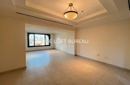 Apartment - 2 Bedrooms - 3 Bathrooms for rent in East Porto Drive - Porto Arabia - The Pearl Island - Doha