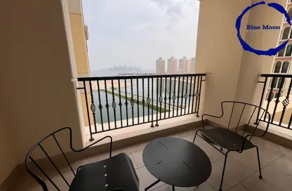 Apartment - 2 Bedrooms - 2 Bathrooms for rent in Viva East - Viva Bahriyah - The Pearl Island - Doha