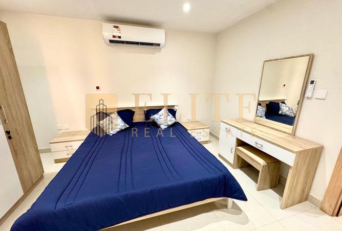 971281 - Property Image 2