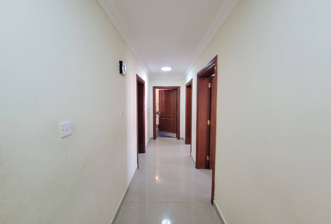 940865 - Property Image 3