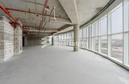 Shop - Studio for rent in The Commercial Avenue - Umm Al Seneem - Doha
