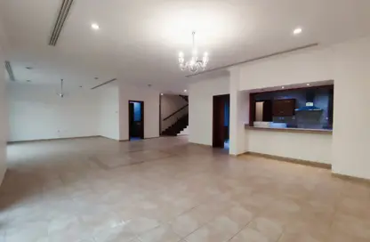 Villa - 3 Bedrooms - 5 Bathrooms for rent in Ain Khaled Villas - Ain Khaled - Doha