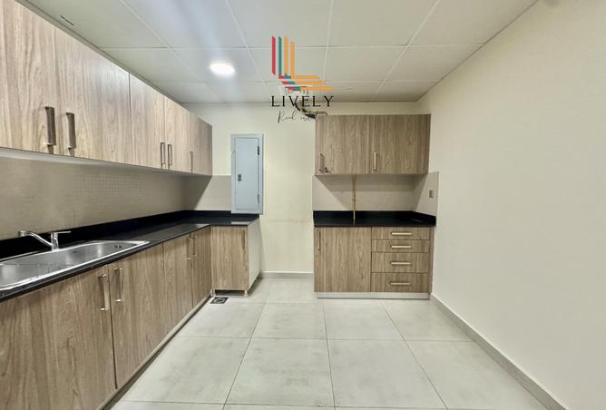 942341 - Property Image 3