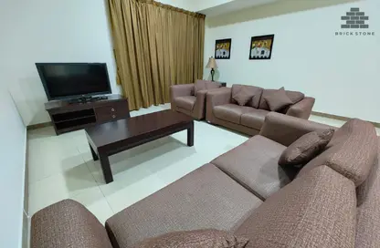 Apartment - 3 Bedrooms - 3 Bathrooms for rent in Muntazah 10 - Al Muntazah - Doha