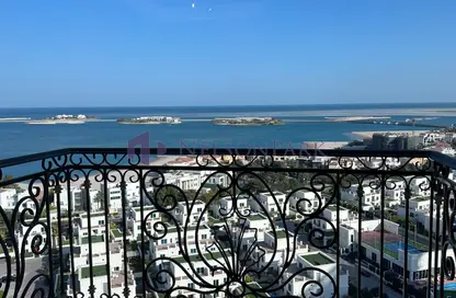 Apartment - 2 Bedrooms - 3 Bathrooms for rent in Floresta Gardens - Floresta Gardens - The Pearl Island - Doha