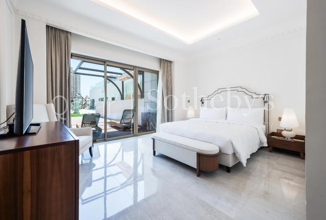 886389 - Property Image 3