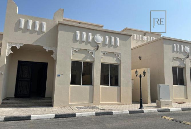 943502 - Property Image 2