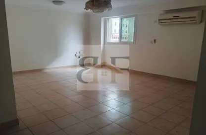 Apartment - 3 Bedrooms - 2 Bathrooms for rent in Al Sadd Road - Al Sadd - Doha