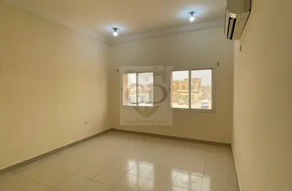 Apartment - Studio - 1 Bathroom for rent in Maamoura Villas - Al Maamoura - Doha