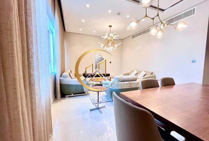 985508 - Property Image 2