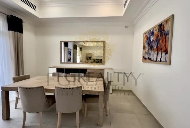 934833 - Property Image 2