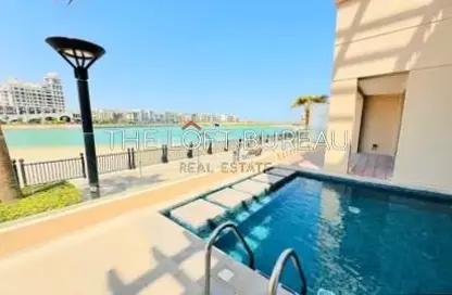 Villa - 5 Bedrooms - 5 Bathrooms for rent in Abraj Bay - Abraj Quartiers - The Pearl Island - Doha
