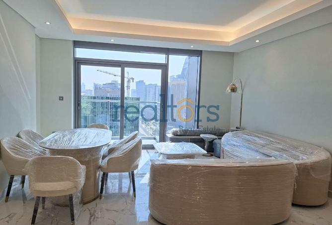 989056 - Property Image 2