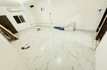 شقة - 1 حمام للايجار في غرب الهلال - الهلال - الدوحة