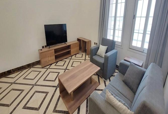 975371 - Property Image 2