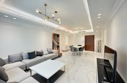 Apartment - 2 Bedrooms - 2 Bathrooms for rent in Giardino Gardens - Giardino Villas - The Pearl Island - Doha