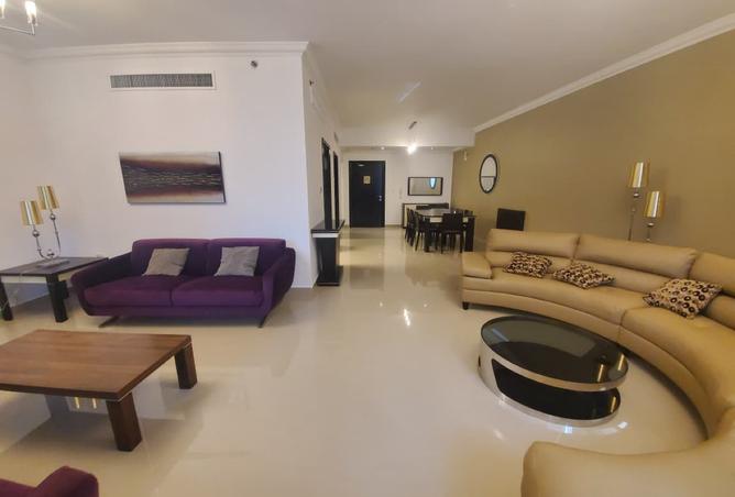 954652 - Property Image 2