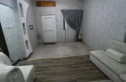 Villa - Studio - 1 Bathroom for rent in Financial Square - C-Ring - Doha