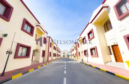 Staff Accommodation - Studio - 7+ Bathrooms for rent in Umm Salal Ali - Umm Salal Ali - Doha