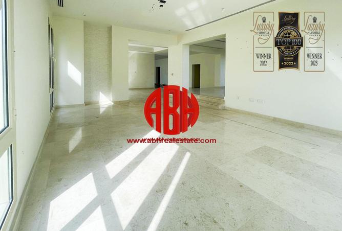 Villa - 4 Bedrooms - 5 Bathrooms for rent in Al Fanar complex - Al Waab - Al Waab - Doha