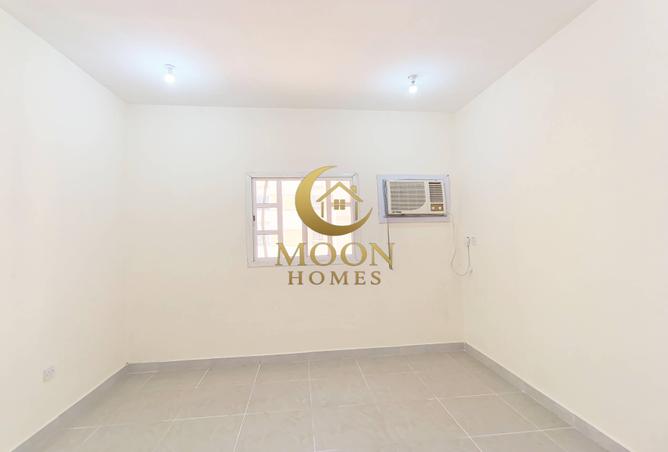 971825 - Property Image 2