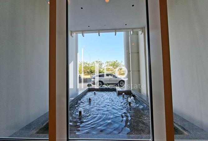 956031 - Property Image 3