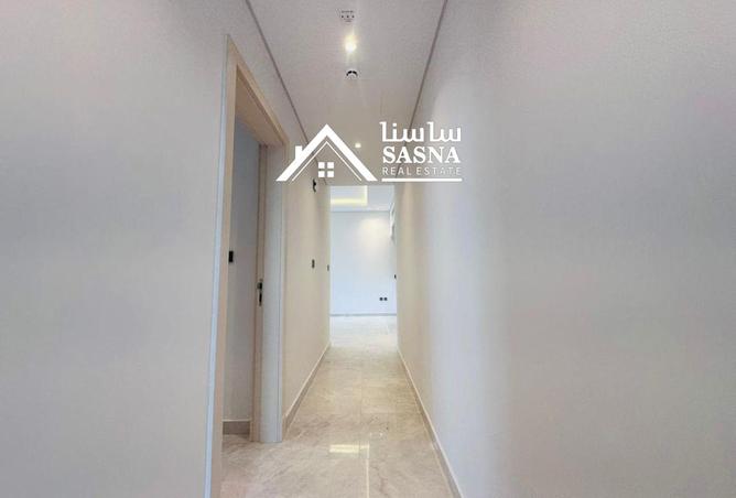 1000279 - Property Image 3