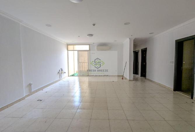 970468 - Property Image 2