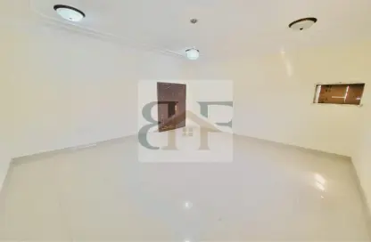Apartment - 2 Bedrooms - 2 Bathrooms for rent in Al Mansoura - Al Mansoura - Doha