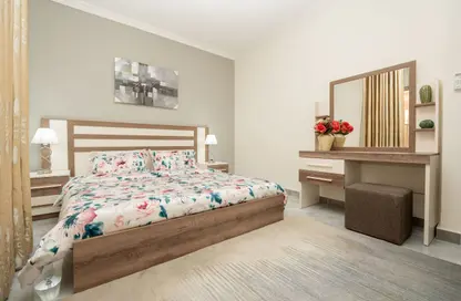 Apartment - 2 Bedrooms - 2 Bathrooms for rent in Hayat Al Wakra - Ezdan Village - Al Wakra