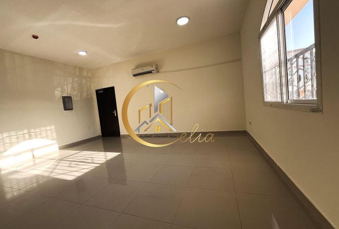 940941 - Property Image 2