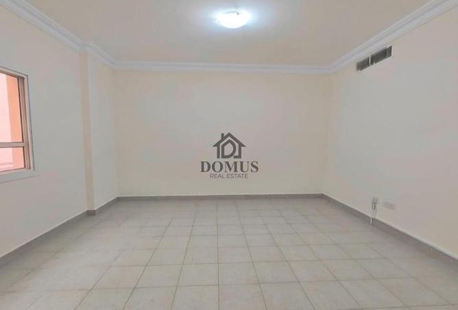 968591 - Property Image 3