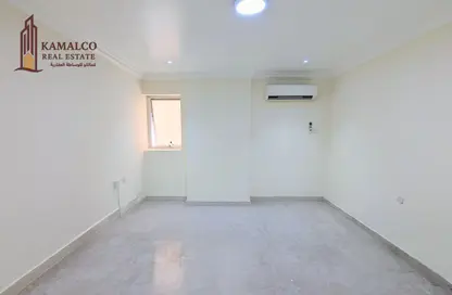 شقة - 2 غرف نوم - 1 حمام للايجار في منتزه 7 - المنتزه - الدوحة