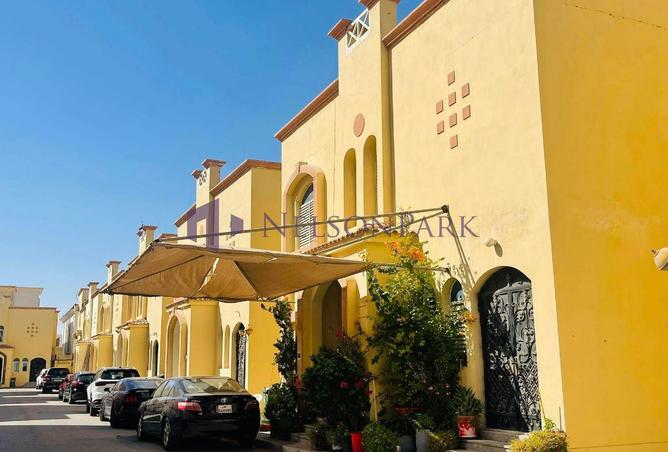 957721 - Property Image 2