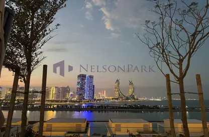 Apartment - 3 Bedrooms - 5 Bathrooms for rent in Gewan Island - The Pearl Island - Doha