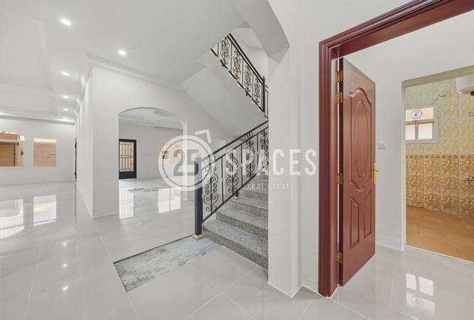 971054 - Property Image 3