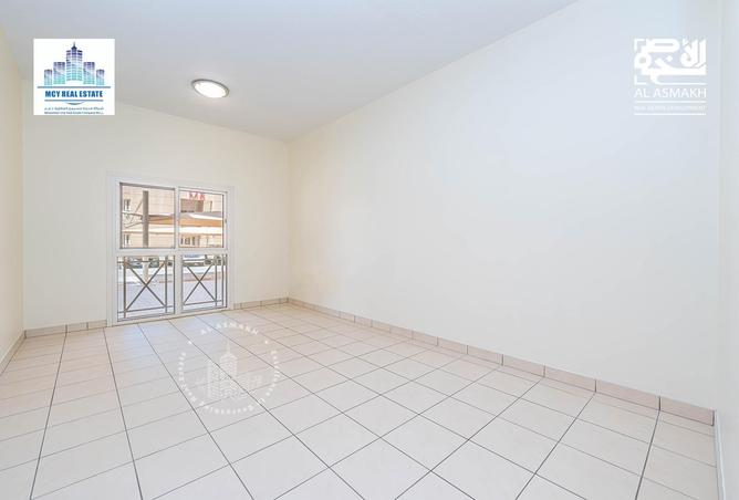 963899 - Property Image 2