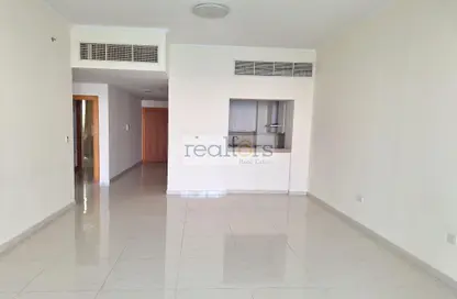 Empty Room image for: Townhouse - 2 Bedrooms - 2 Bathrooms for rent in Viva East - Viva Bahriyah - The Pearl Island - Doha, Image 1