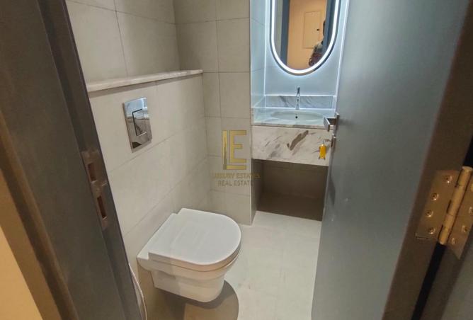 983292 - Property Image 3