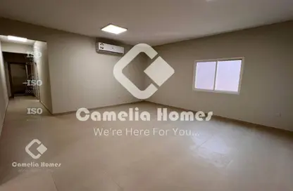 Apartment - 1 Bedroom - 1 Bathroom for rent in Old Salata - Salata - Doha