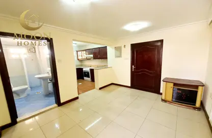 شقة - غرفة نوم - 1 حمام للايجار في فريج عبد العزيز - فريج عبد العزيز - الدوحة