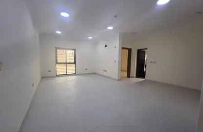 Apartment - 2 Bedrooms - 2 Bathrooms for rent in Fereej Bin Mahmoud - Doha