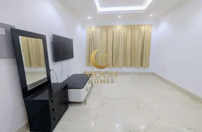 Apartment - 2 Bedrooms - 3 Bathrooms for rent in Muntazah 7 - Al Muntazah - Doha