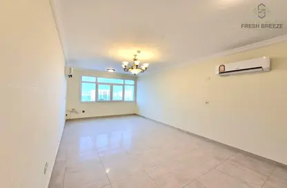 Apartment - 2 Bedrooms - 2 Bathrooms for rent in Al Sadd Road - Al Sadd - Doha