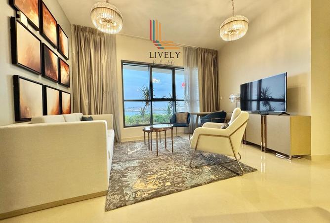 999455 - Property Image 2