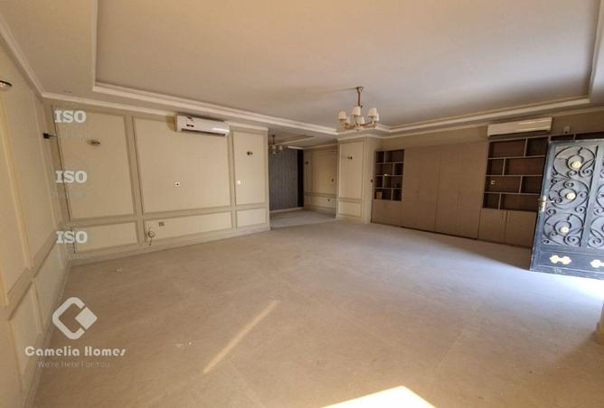 978449 - Property Image 3